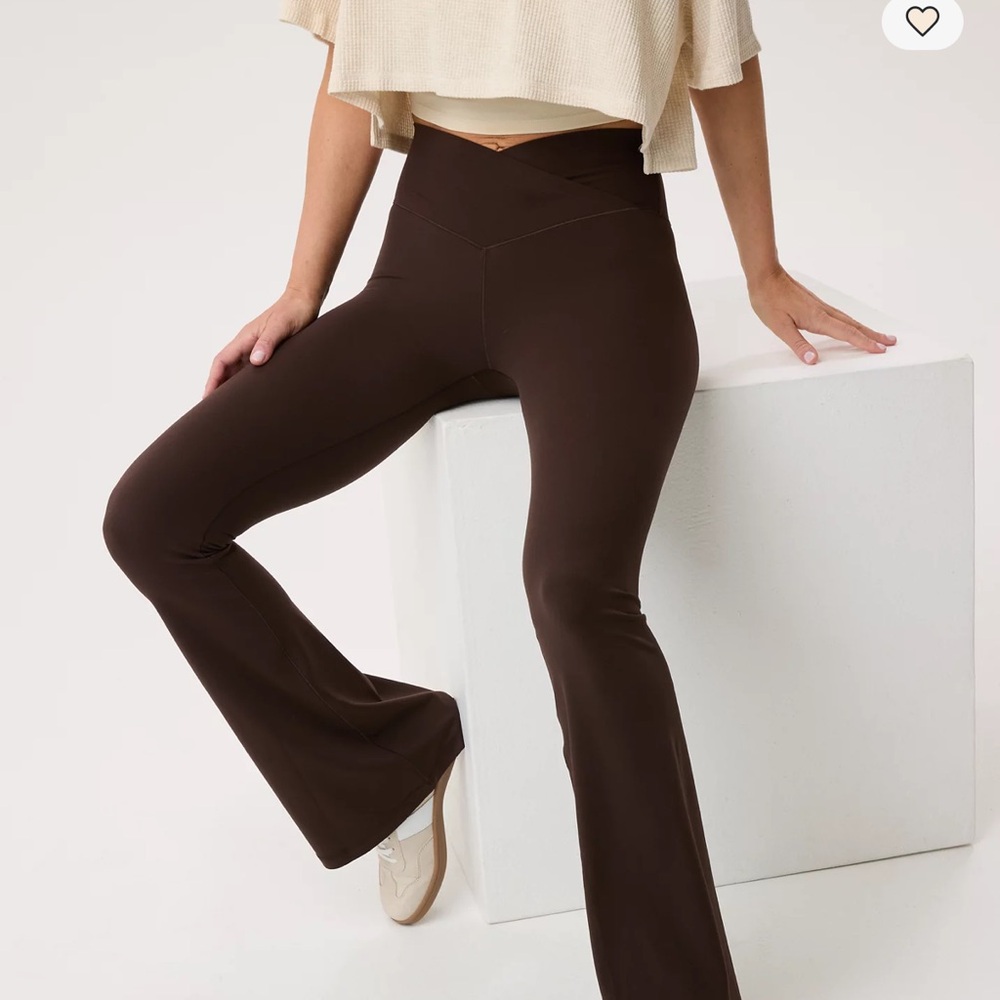 OFFLINE By Aerie Real Me High Waisted Crossover Flare Brown size Small NWT